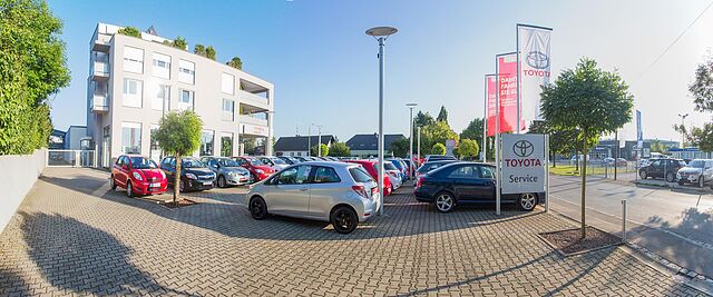 20160907-toyota-reiniger-koenigsbrunn-0894-bearbeitet (small).jpg