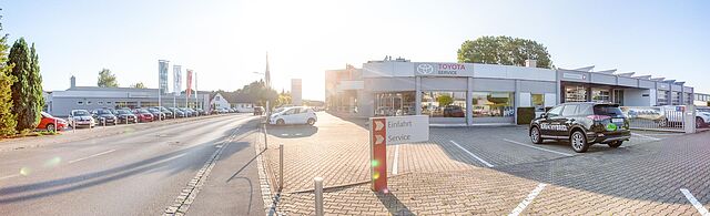 20160907-toyota-reiniger-koenigsbrunn-0947-bearbeitet (small).jpg