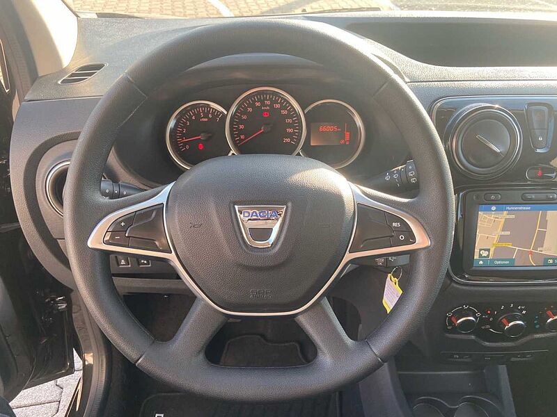 Dacia Dokker Comfort Turbo*MOD21,1.Hand, SHZ, Navi, PDC*