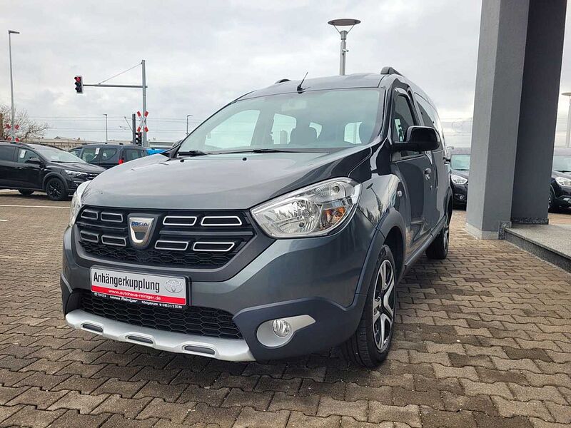 Dacia Dokker Stepway Celebration Turbo*AHK, PDC, NAVI*
